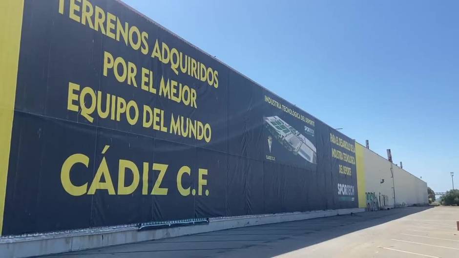 El Cádiz CF visita los antiguos terrenos de Delphi