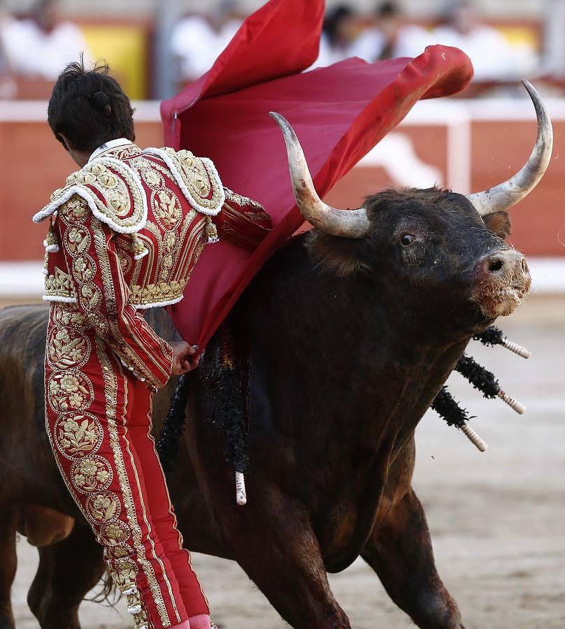 La temporada fantástica de Sebastián Castella, con cumbre en Madrid, foto a foto