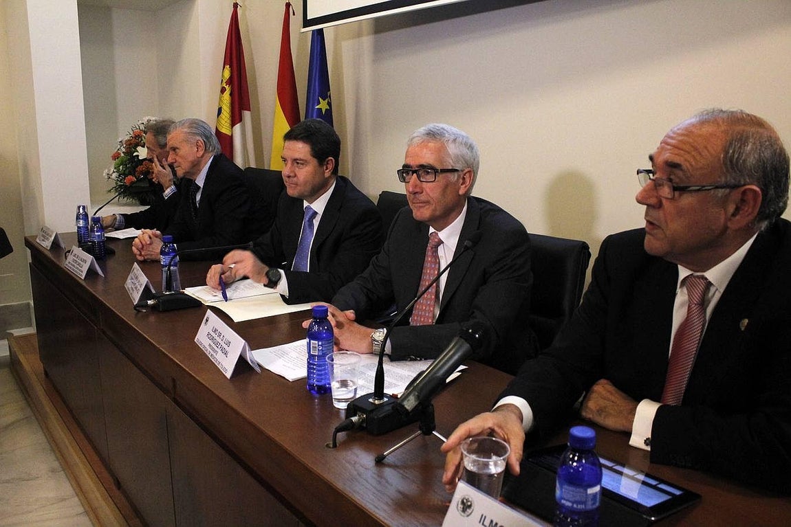 El Colegio de Médicos inaugura su nueva sede en el Casco Histórico
