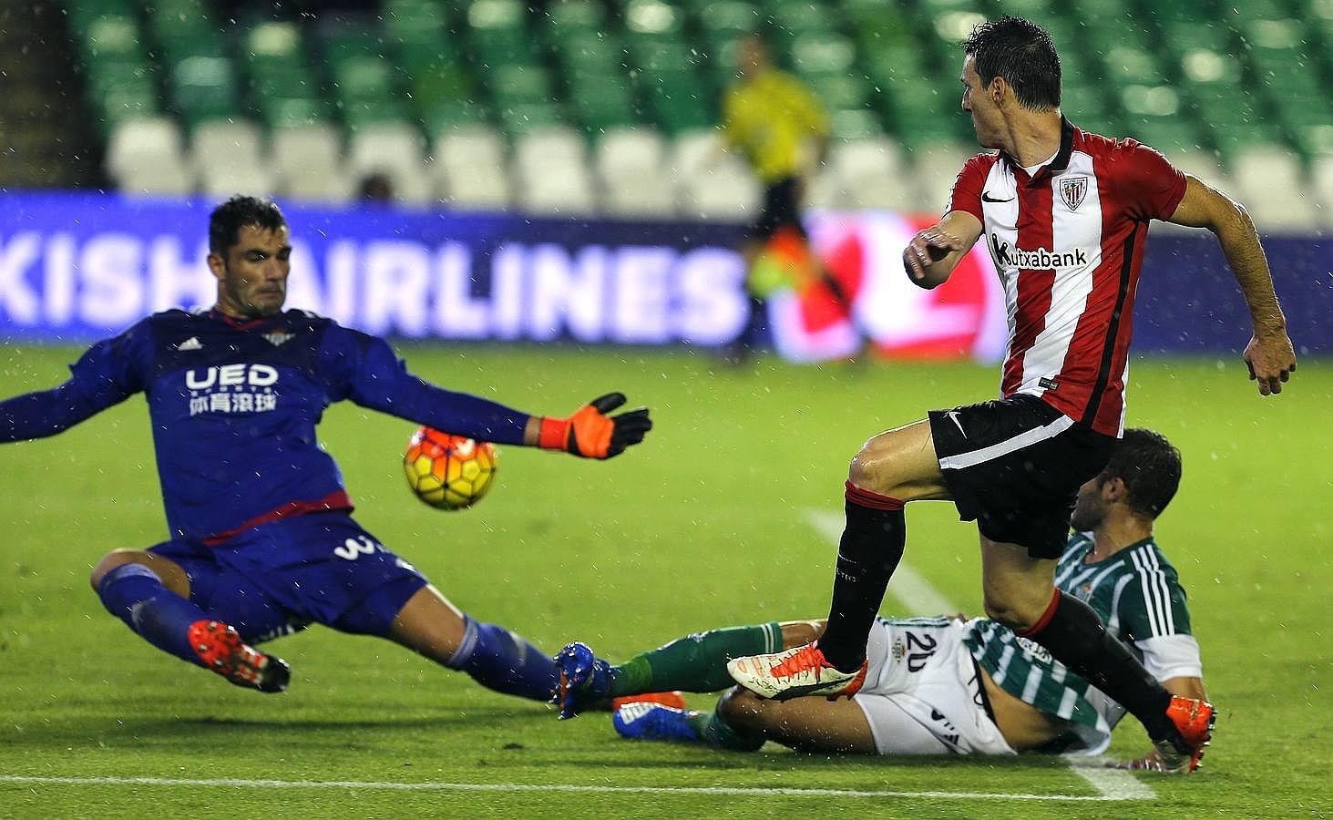 El Betis pierde ante el Athletic de Bilbao por 1-3