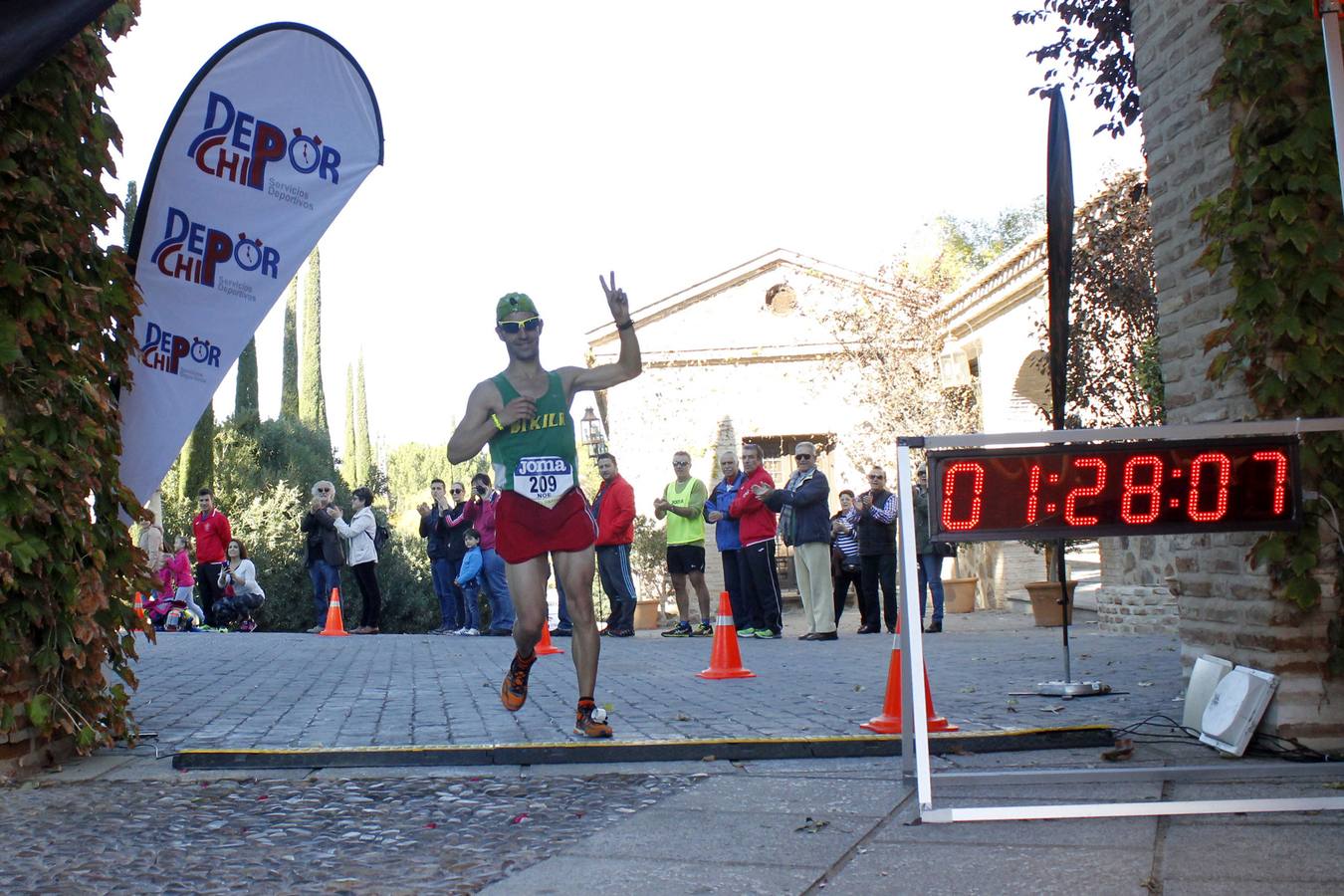 La carrera medio maratón Cigarra Toledana, en imágenes