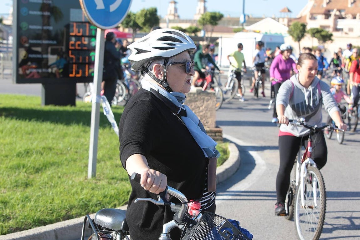 Bahía Sur celebra el Día de la Bicicleta. Si participaste... ¡búscate entre las imágenes!