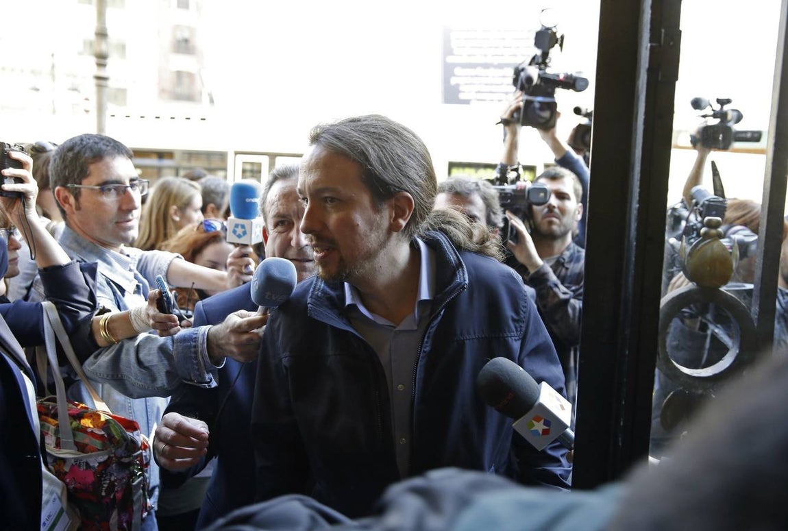 Pablo Iglesias a su llegada al foro ABC