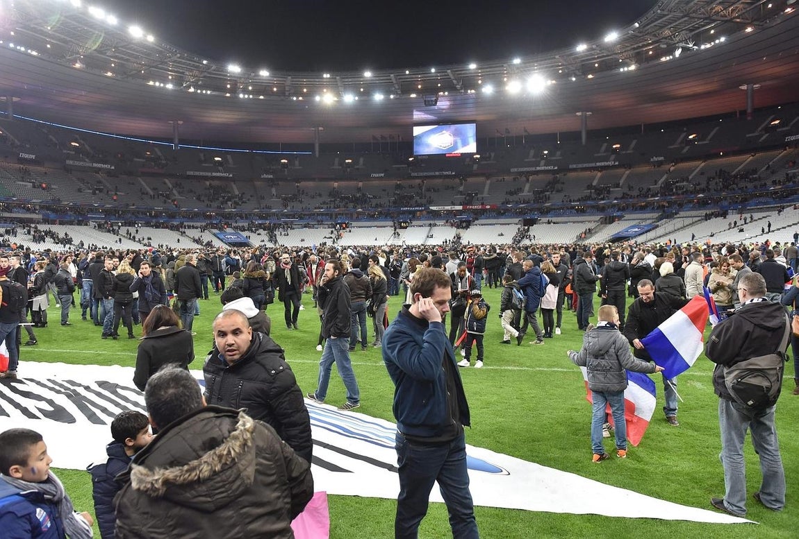 12. El Estadio de Francia fue evacuado en mitad del partido entre Francia y Alemania