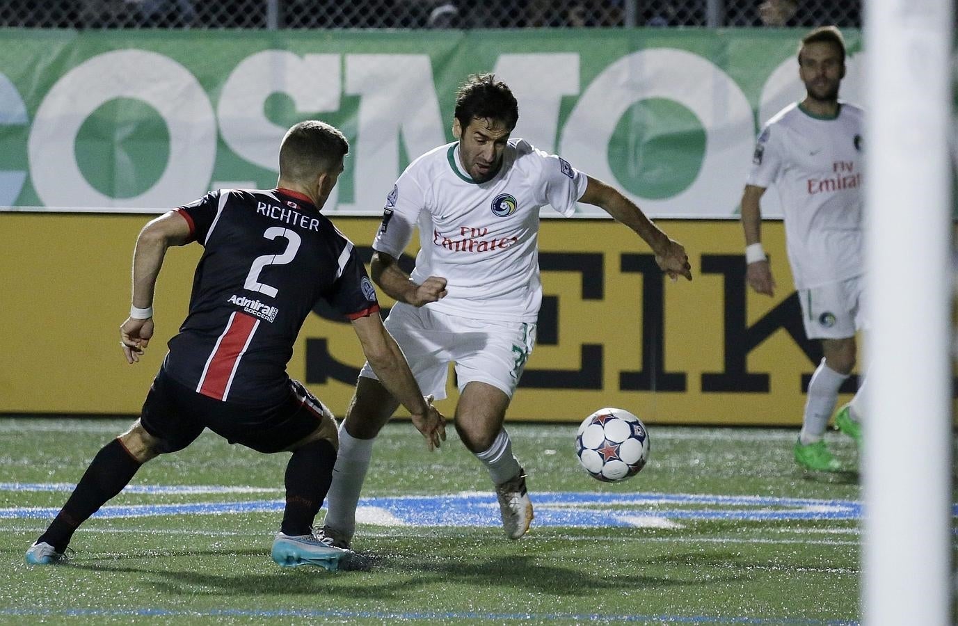 El último partido de Raúl, en imágenes