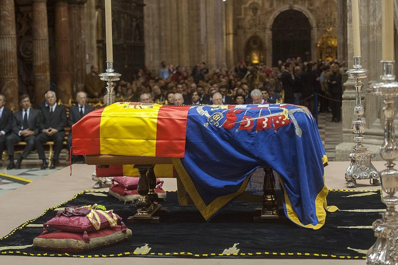 Así se vivió en Sevilla el funeral de la duquesa de Alba