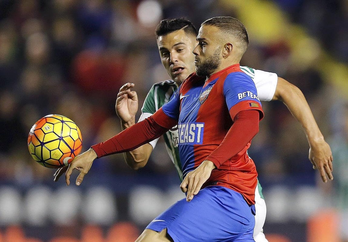 Victoria del Betis ante el Levante