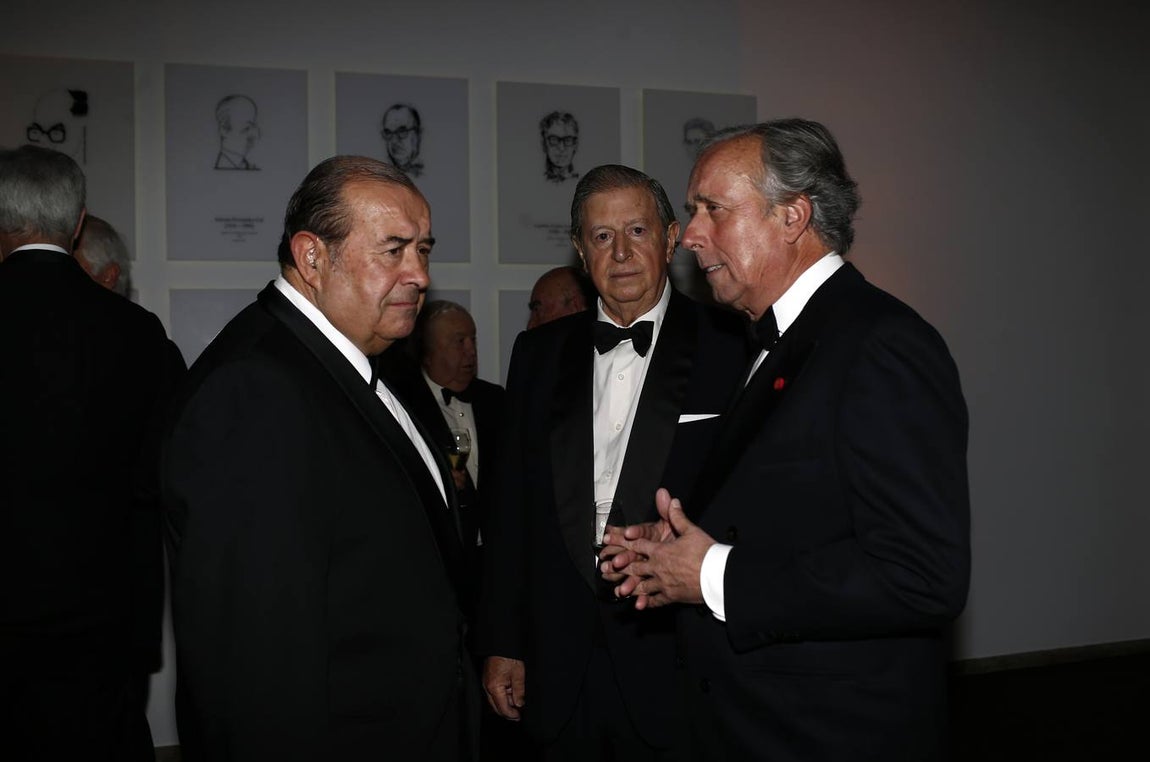 Las imágenes más relevantes de unos concurridos premios Mariano de Cavia. 