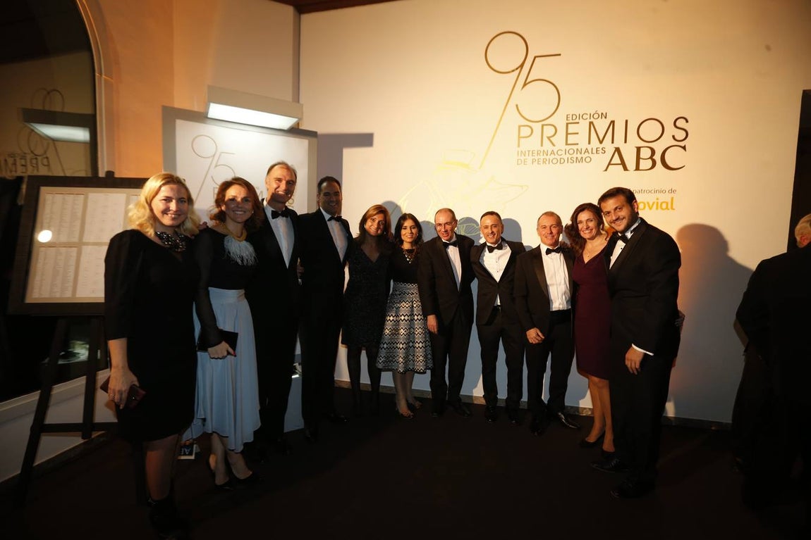 Las imágenes más relevantes de unos concurridos premios Mariano de Cavia. 