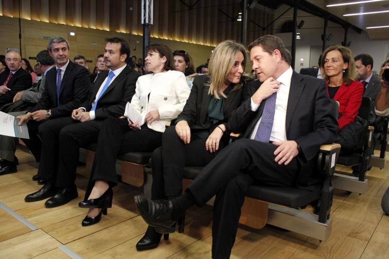 García-Page conversa con Milagros Tolón. 