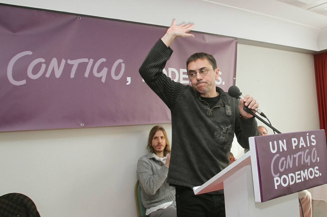 Juan Carlos Monedero, cofundador de Podemos, ocupa el noveno puesto de los políticos más buscados. Este miércoles ha asegurado que Don Quijote, cuando peleaba contra los molinos, «no estaba loco, era un adelantado de Podemos» 