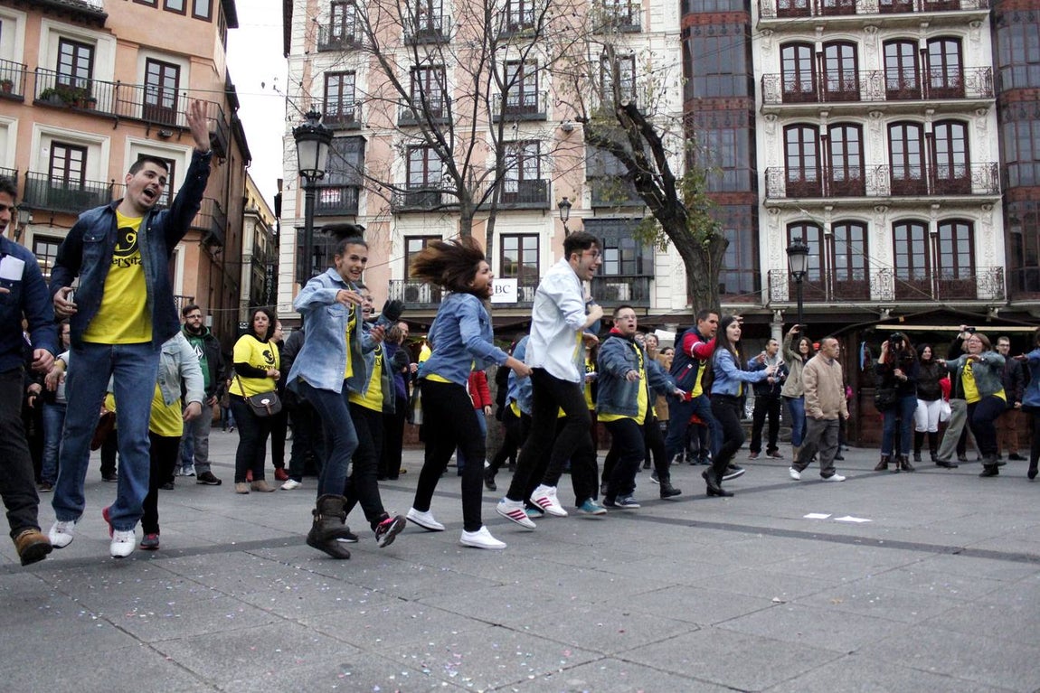 El «FlashMob» del Movimiento Diversitas, en imágenes