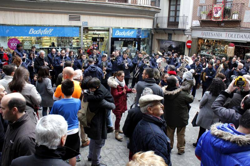 Pasacalles, bandas y música por las calles del Casco