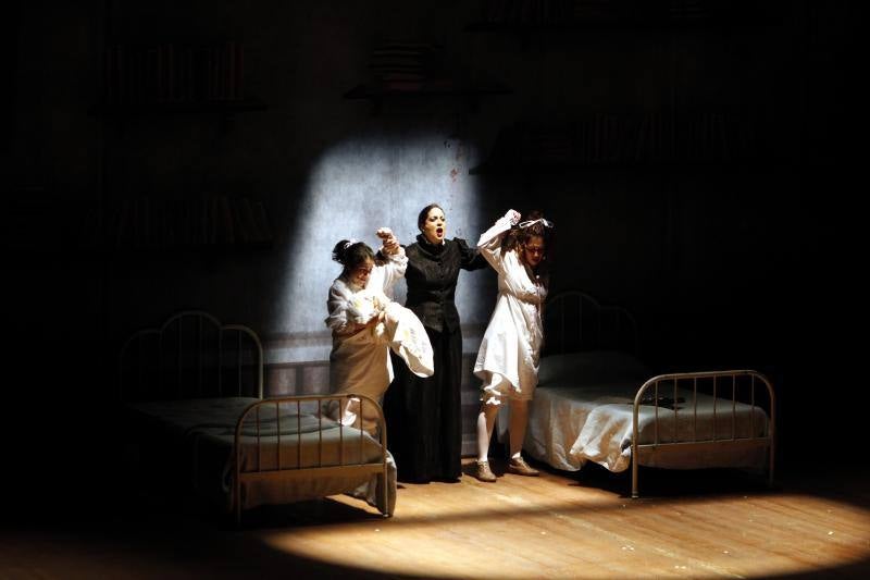 El musical Blancanieves, en el Rojas. 