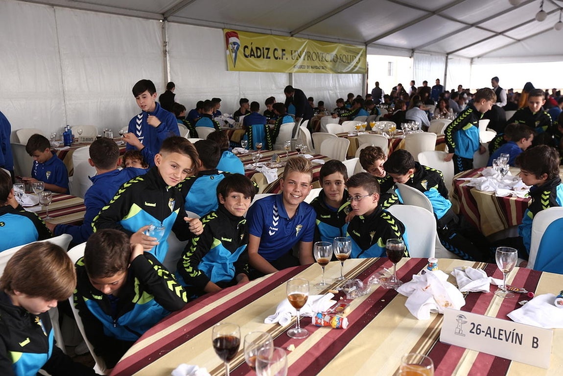 Fotos: Así celebra el Cádiz CF su comida de Navidad