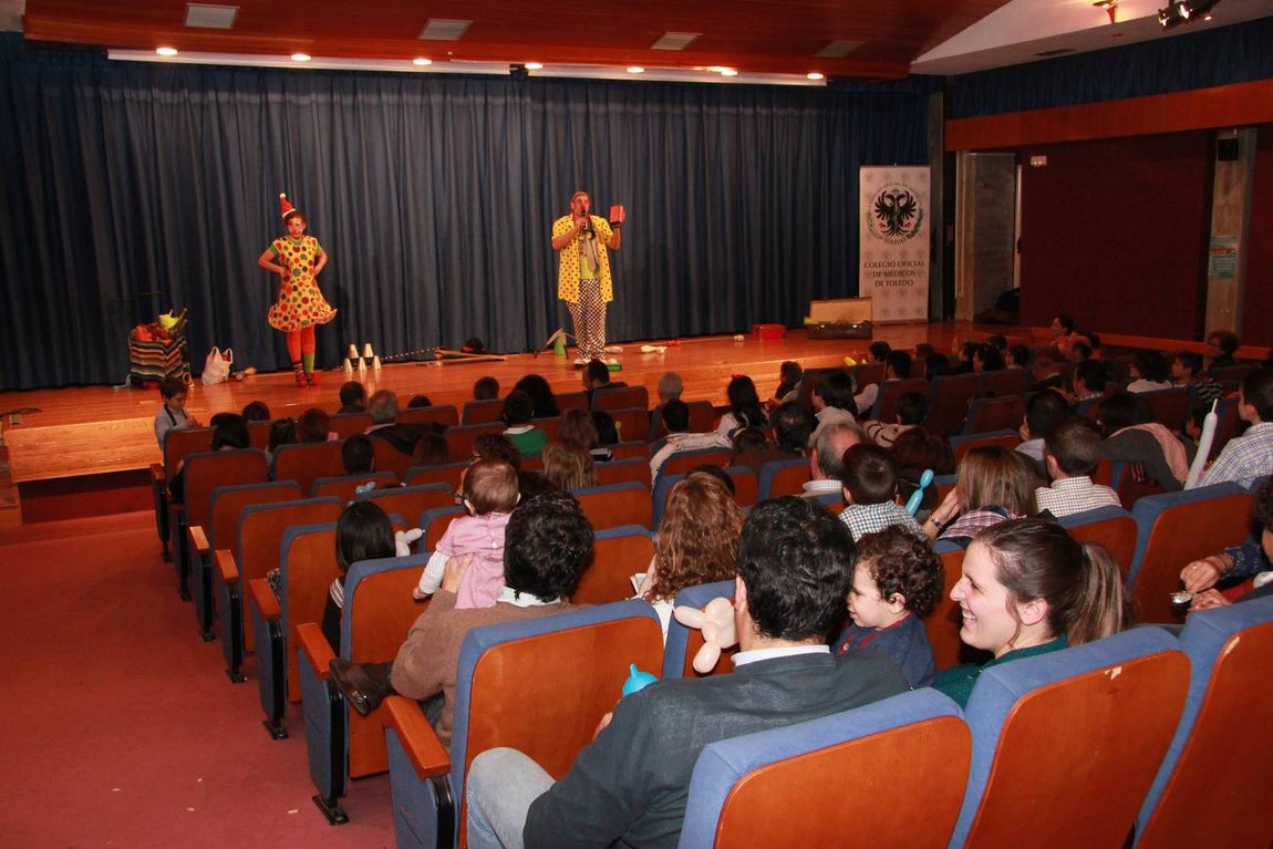 Los Reyes Magos visitan el hospital de Toledo