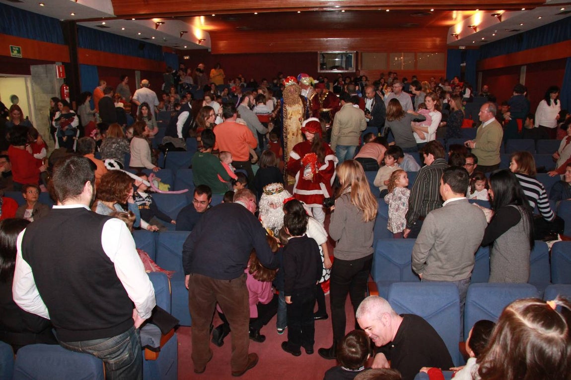 Los Reyes Magos visitan el hospital de Toledo