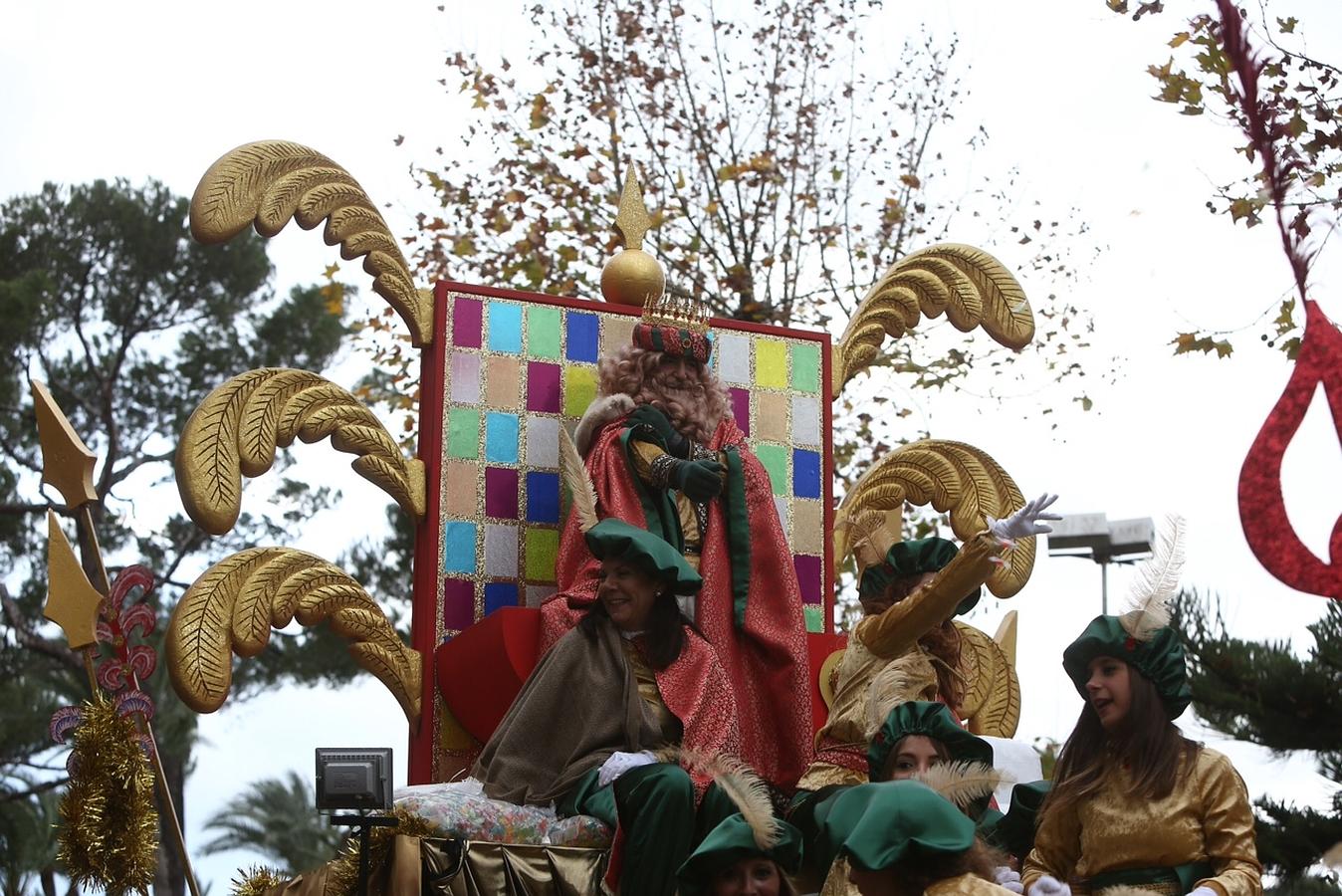 Fotos: Cabalgata en Cádiz 2016. La lluvia retrasa el desfile