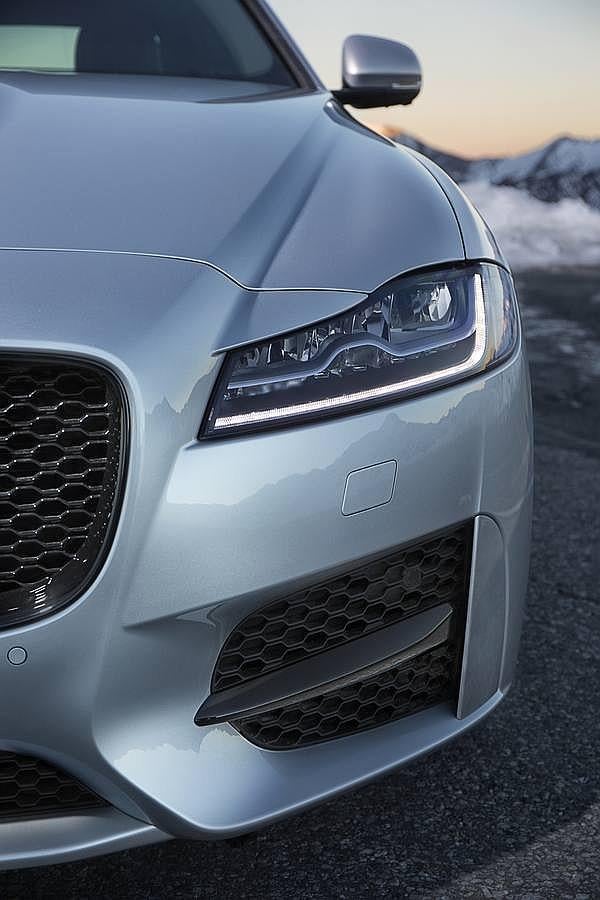 Jaguar XF 17 MY