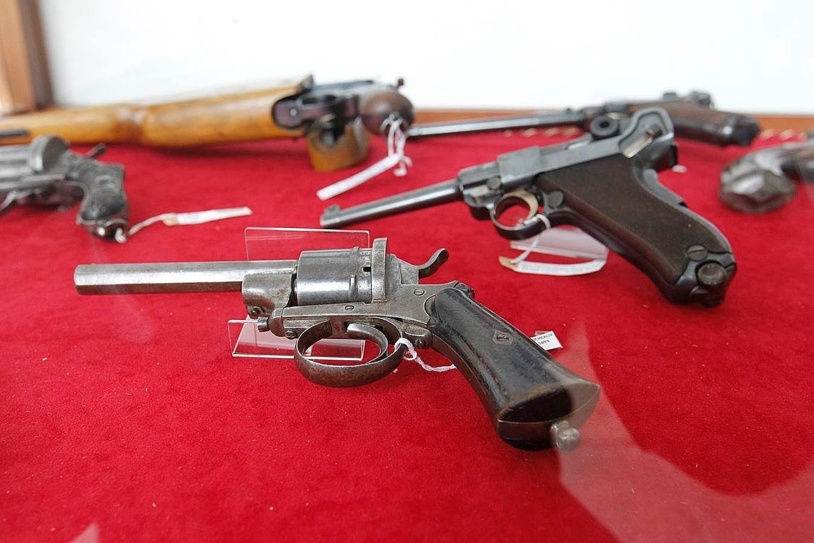 En imágenes, el archivo histórico de la Policía Nacional, en Diputación