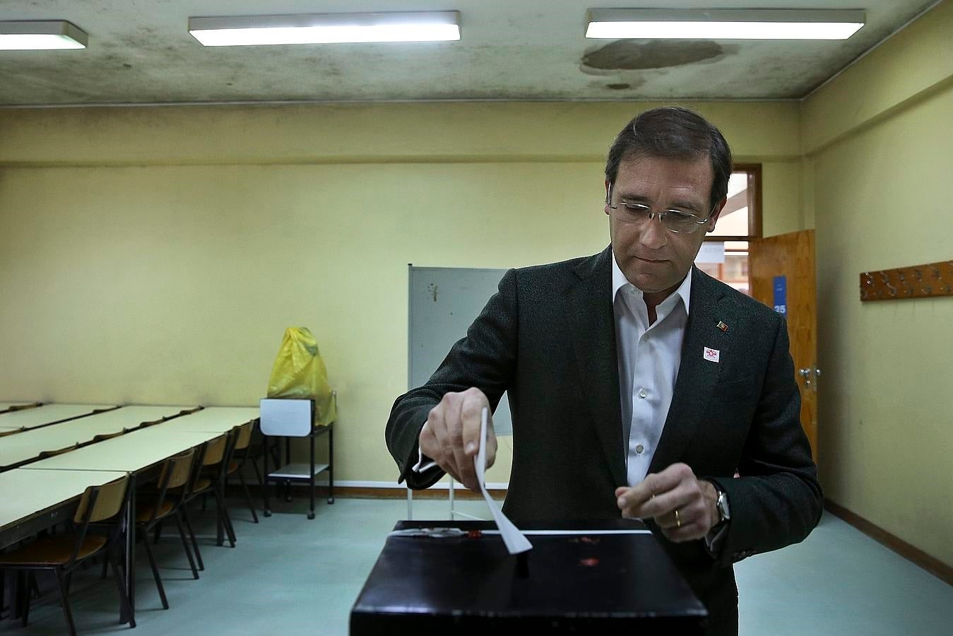 El anterior primer ministro, Passos Coelho ha votado esta mañana. 