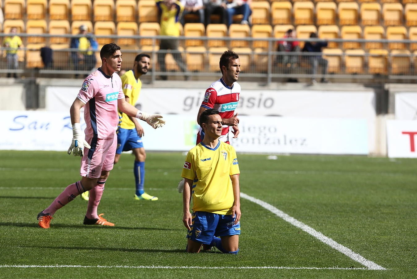 Partido Cádiz-Granada B (0-1)