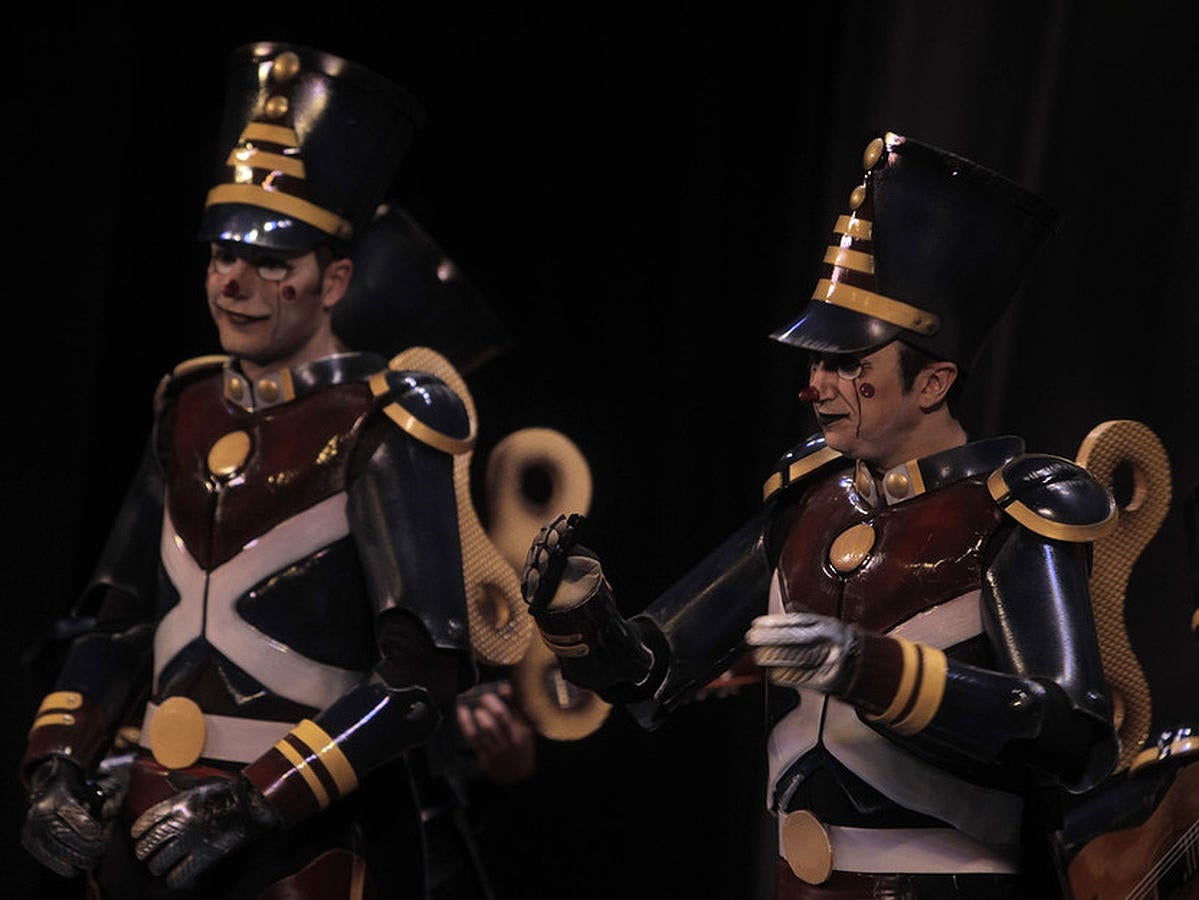 Comparsa Los invencibles. Carnaval de Cádiz 2016