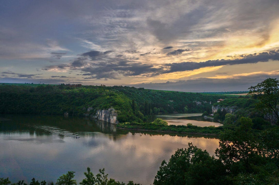 Día Internacional de los Humedales. Para fomentar la participación de los jóvenes, la Convención Ramsar ha organizado un concurso de fotografía desde el 2 de febrero hasta el 2 de marzo en el que puede participar cualquier persona de entre 15 y 24 años de edad