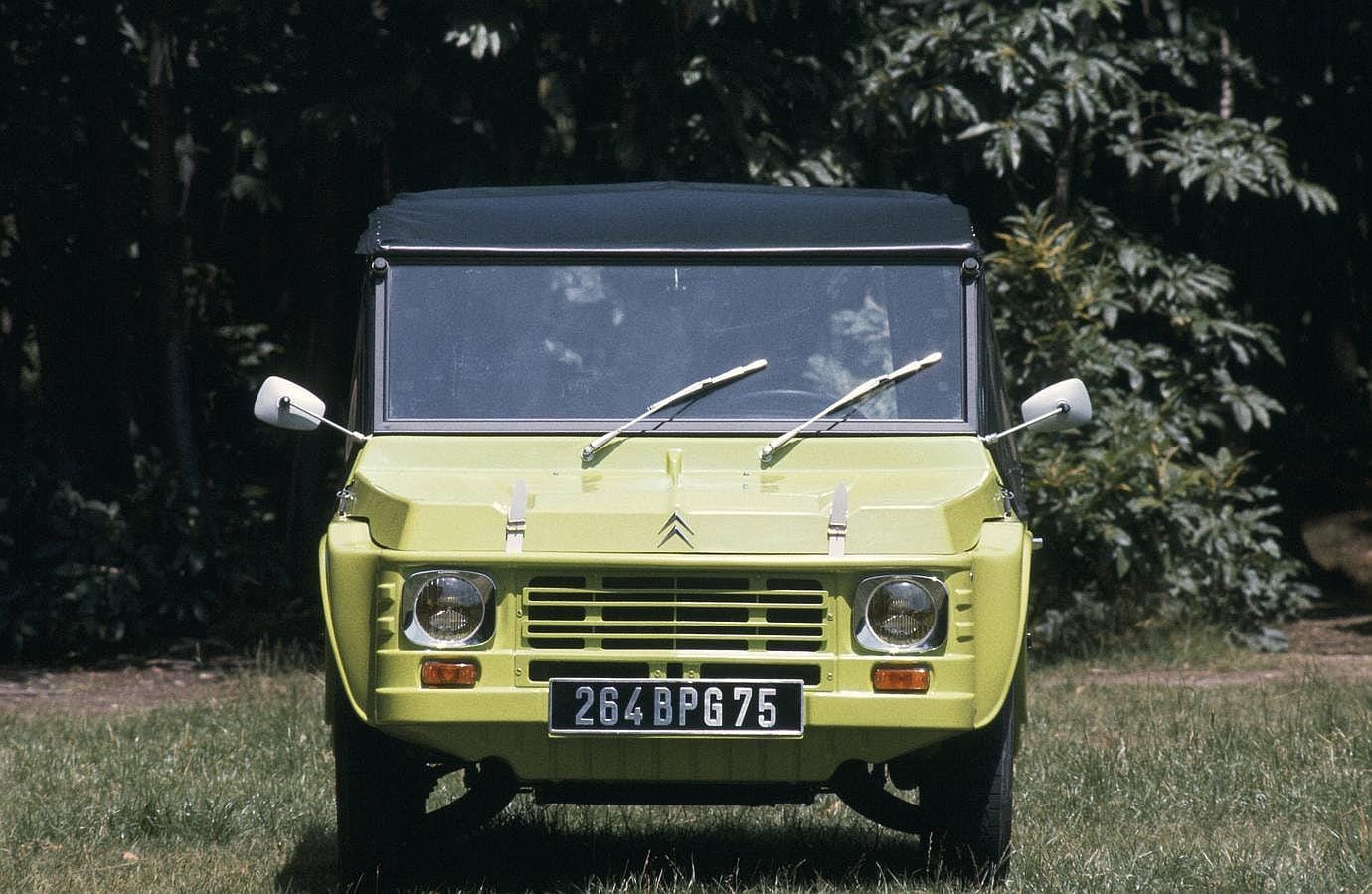 En mayo de 1968, cuando toda una generación toma las calles de París en busca de más libertad, Citroën presentó el Méhari