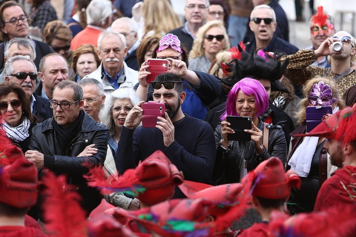 Fotos: Primer sábado de Carnaval en Cádiz