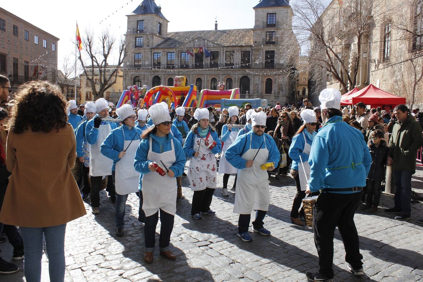 Degustación de carcamusas en la plaza del Ayuntamiento