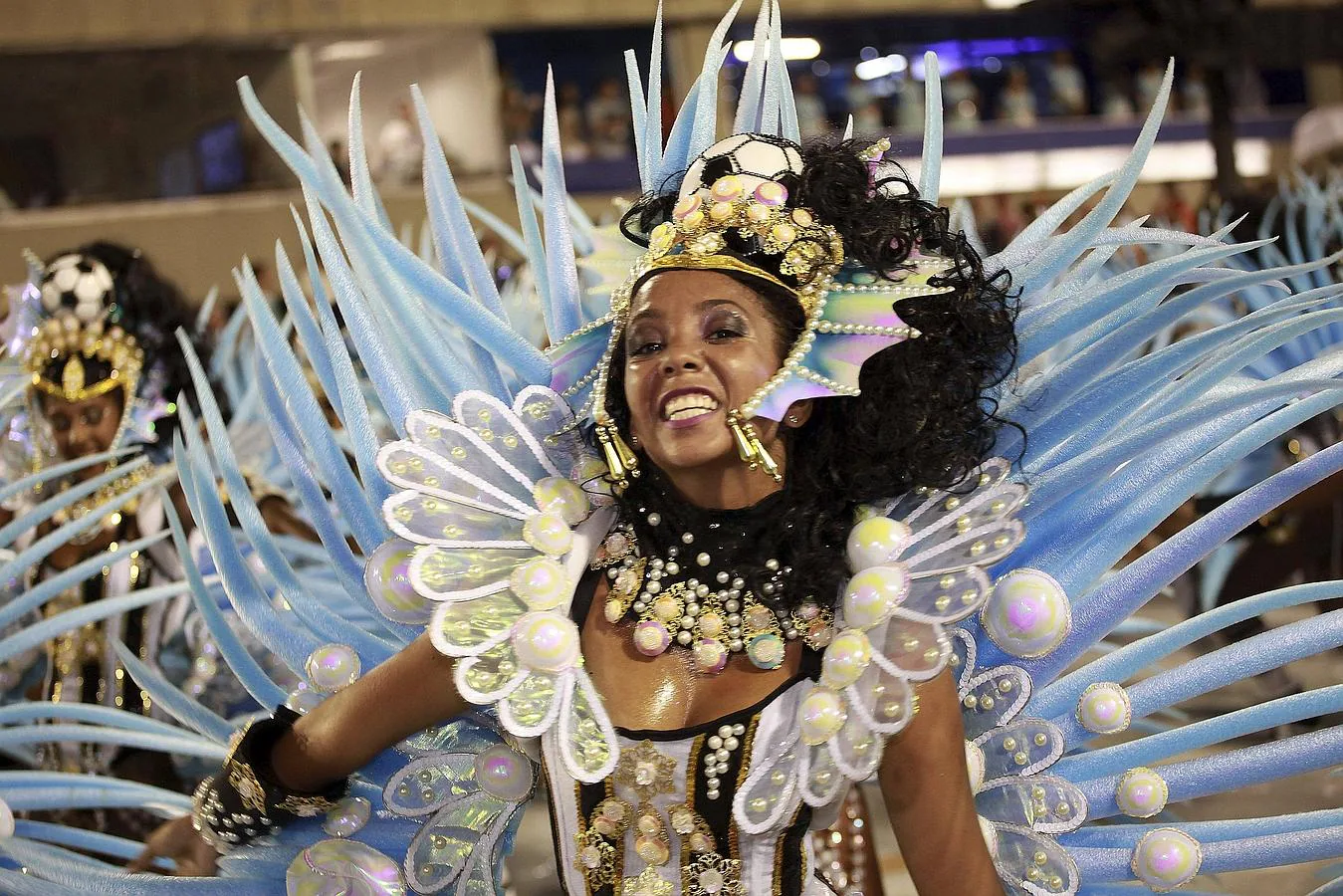 Río de Janeiro celebra el carnaval. La escuela de samba Grande Rio durante el primer día de los desfiles de la escuela de samba del grupo especial, en la pasarela de samba