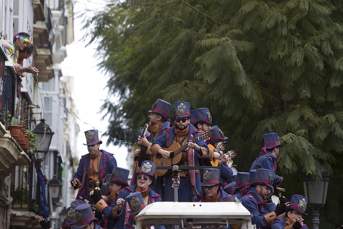 Carrusel de Coros en El Mentidero y La Viña