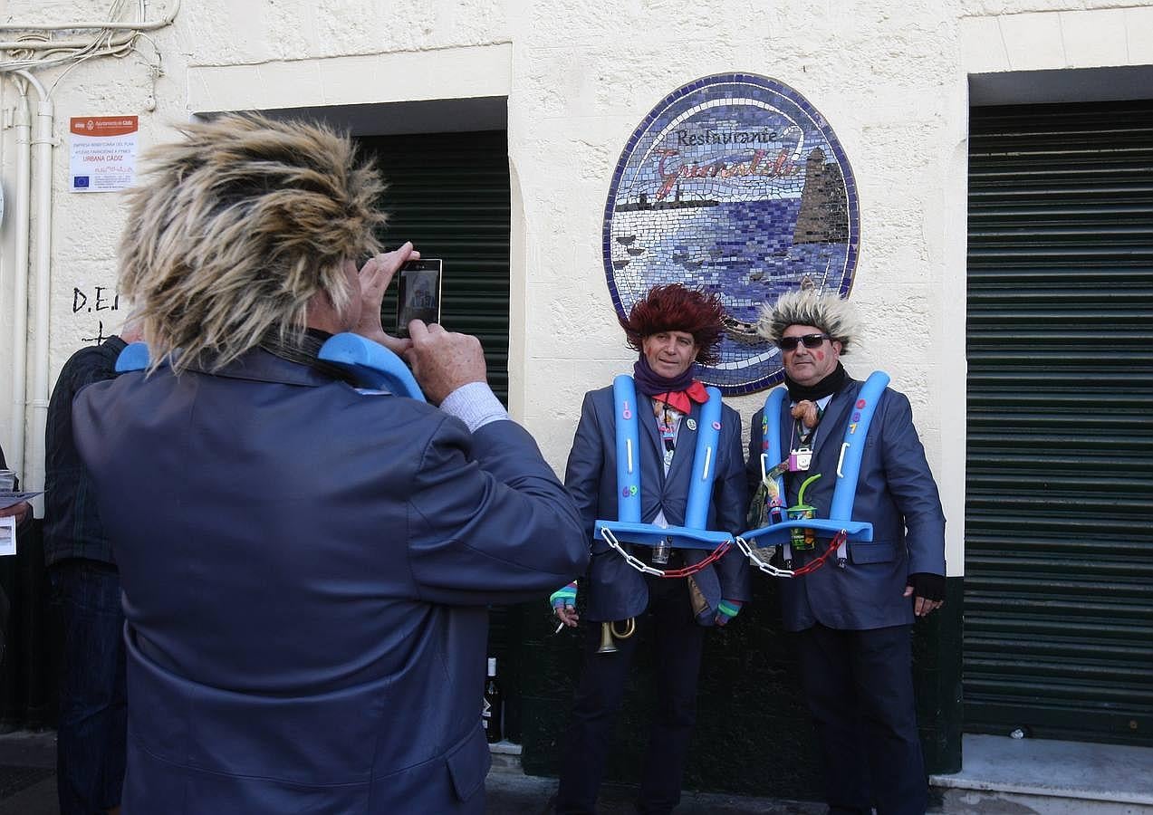 Ambiente del Domingo de Piñata de Cádiz