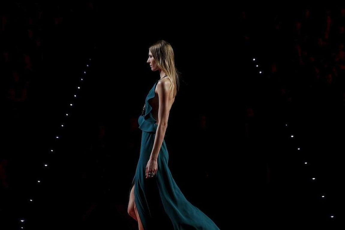 Propuestas para el Otoño-Invierno 2016-17 del diseñador Juanjo Oliva. 