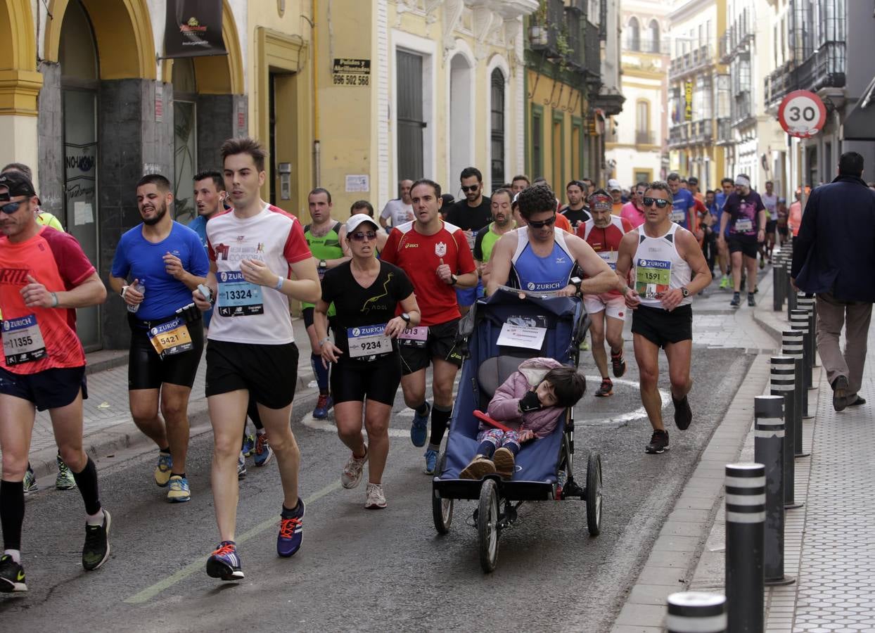 El Zurich Maratón de Sevilla 2016, en imágenes