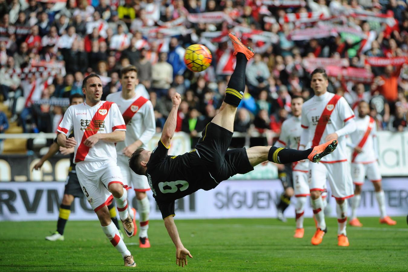 El empate del Rayo Vallecano y el Sevilla FC, en imágenes (2-2)