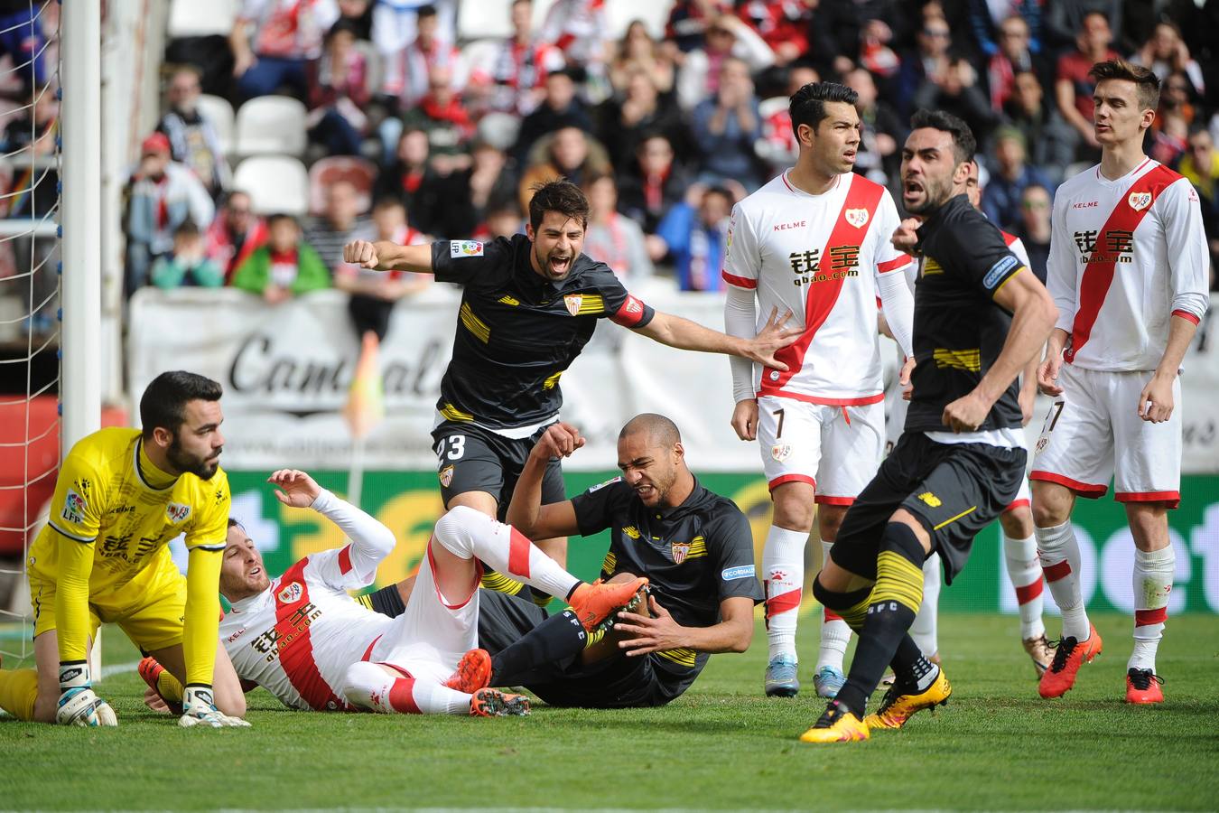 El empate del Rayo Vallecano y el Sevilla FC, en imágenes (2-2)