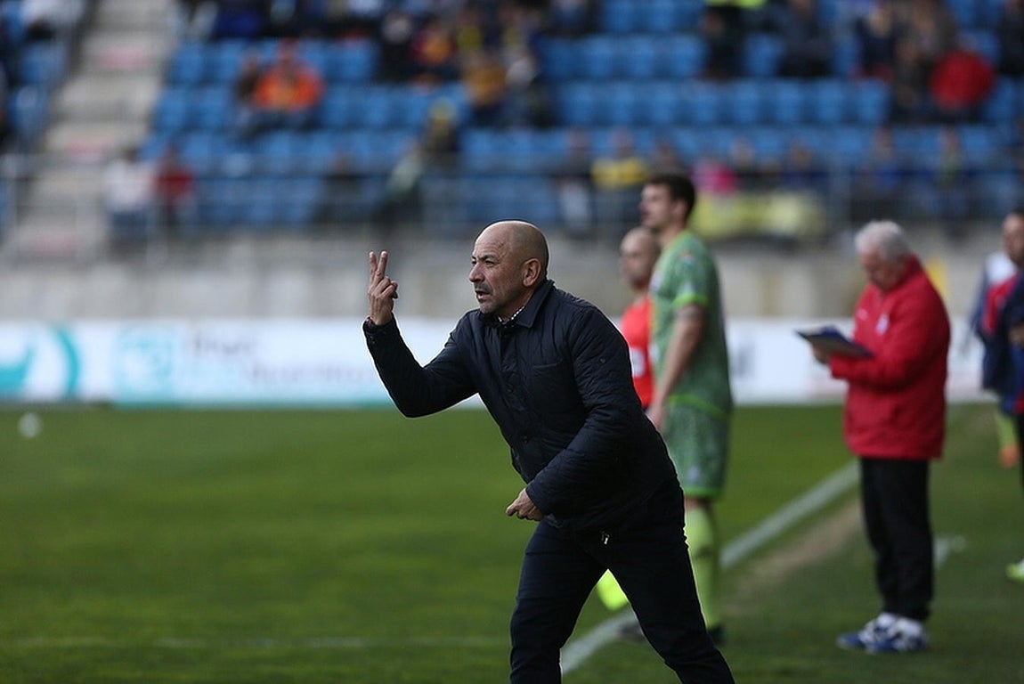 Partido Cádiz-La Hoya (1-1)