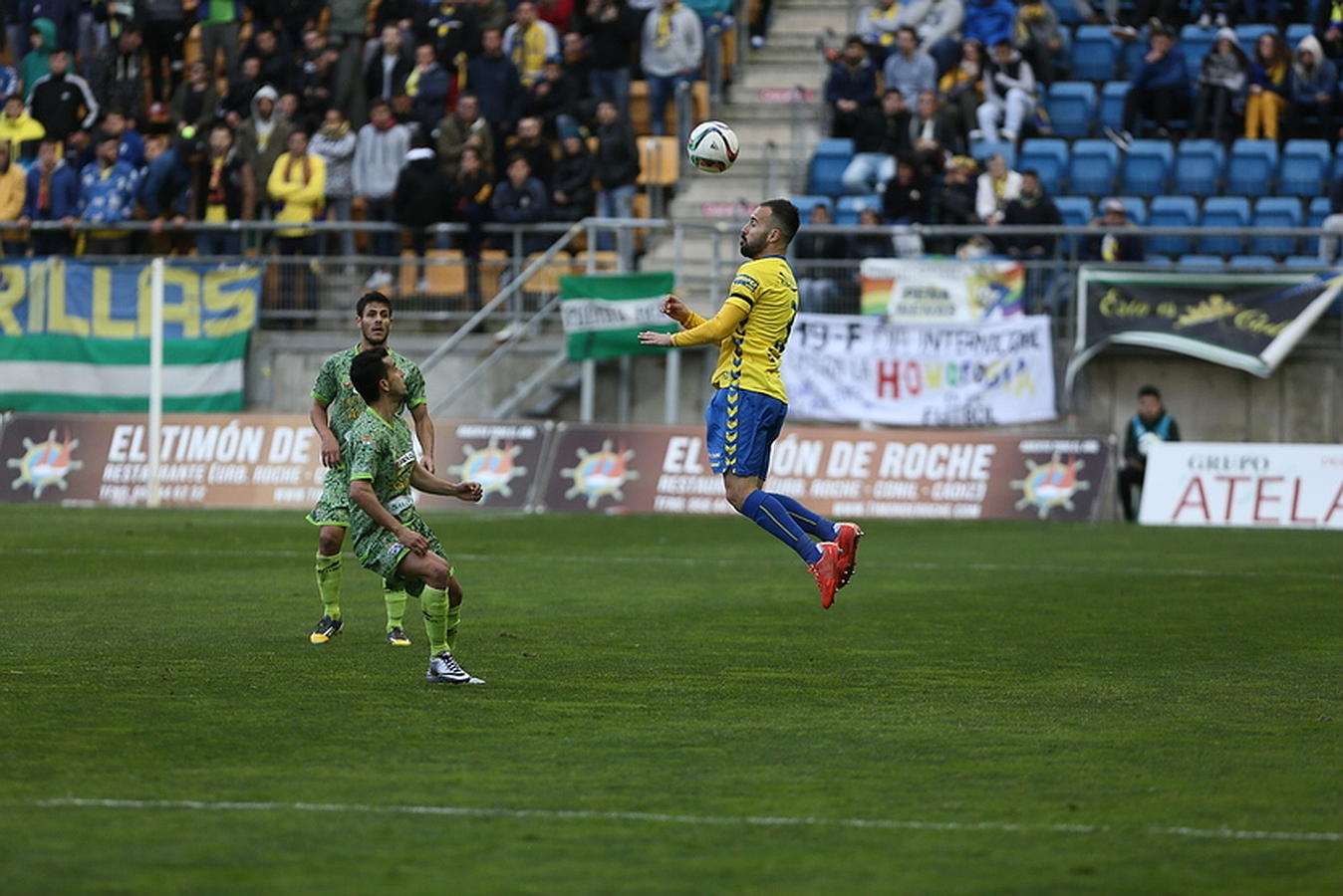 Partido Cádiz-La Hoya (1-1)