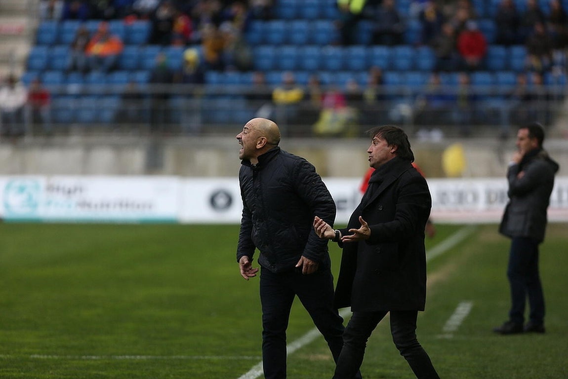 Partido Cádiz-La Hoya (1-1)