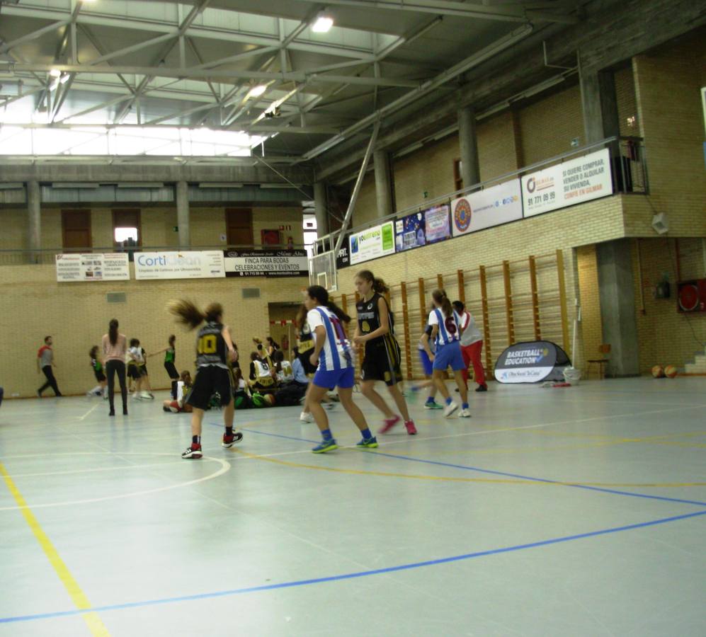 Baloncesto: Instituto Veritas vs Nuestra Señora del Recuerdo B