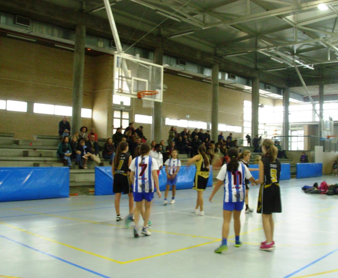 Baloncesto: Instituto Veritas vs Nuestra Señora del Recuerdo B