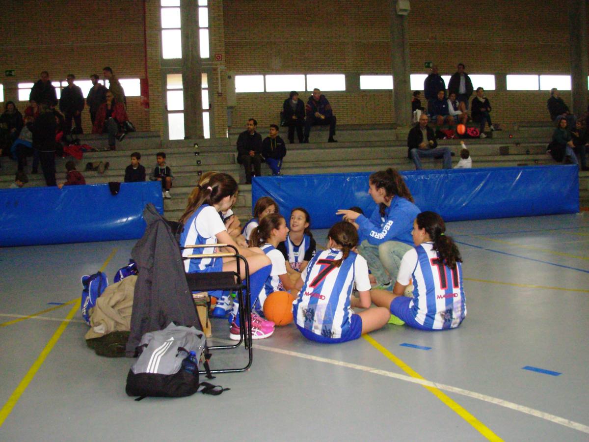 Baloncesto: Instituto Veritas vs Nuestra Señora del Recuerdo B