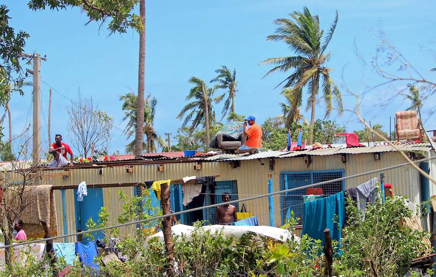 El ciclón Winston ha causado una gran destrucción a su paso por el archipiélago del Pacífico sur, donde prosigue el recuento de víctimas y daños. 