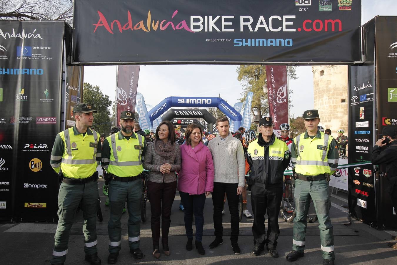 Cambio de líderes. Alban Lakata y Kristian Hynek, del Topeak Ergon, han conseguido la victoria y la primera posición en la general