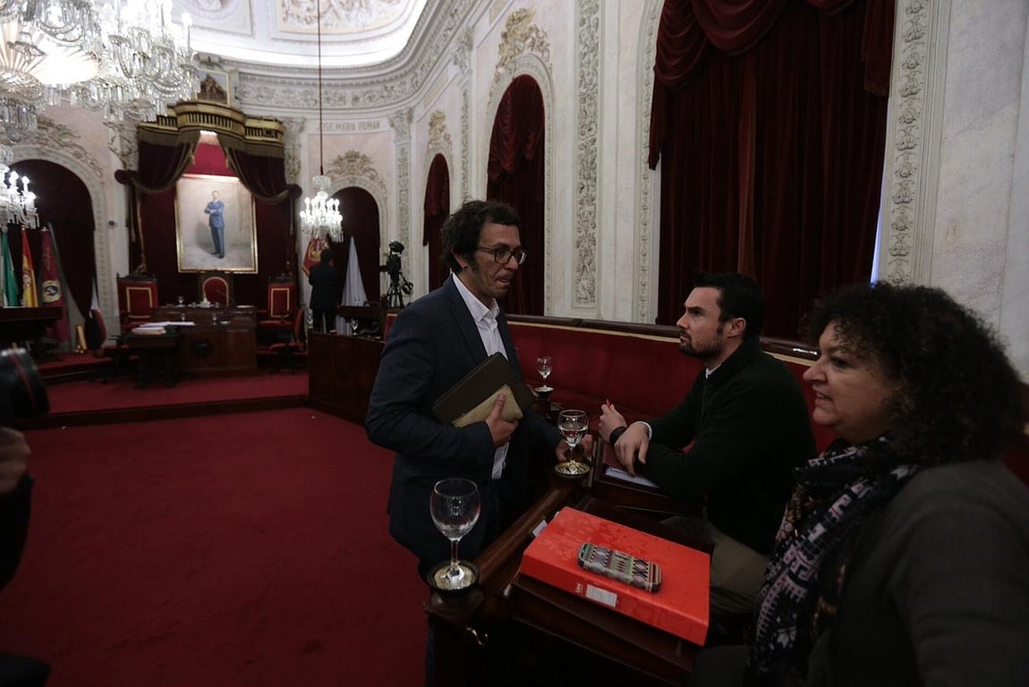 Fotos: Así se ha vivido el aviso de bomba