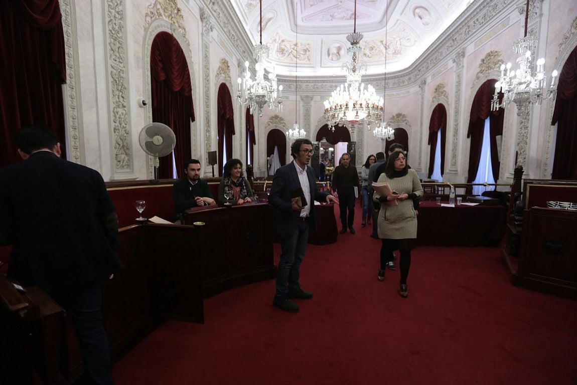 Fotos: Así se ha vivido el aviso de bomba