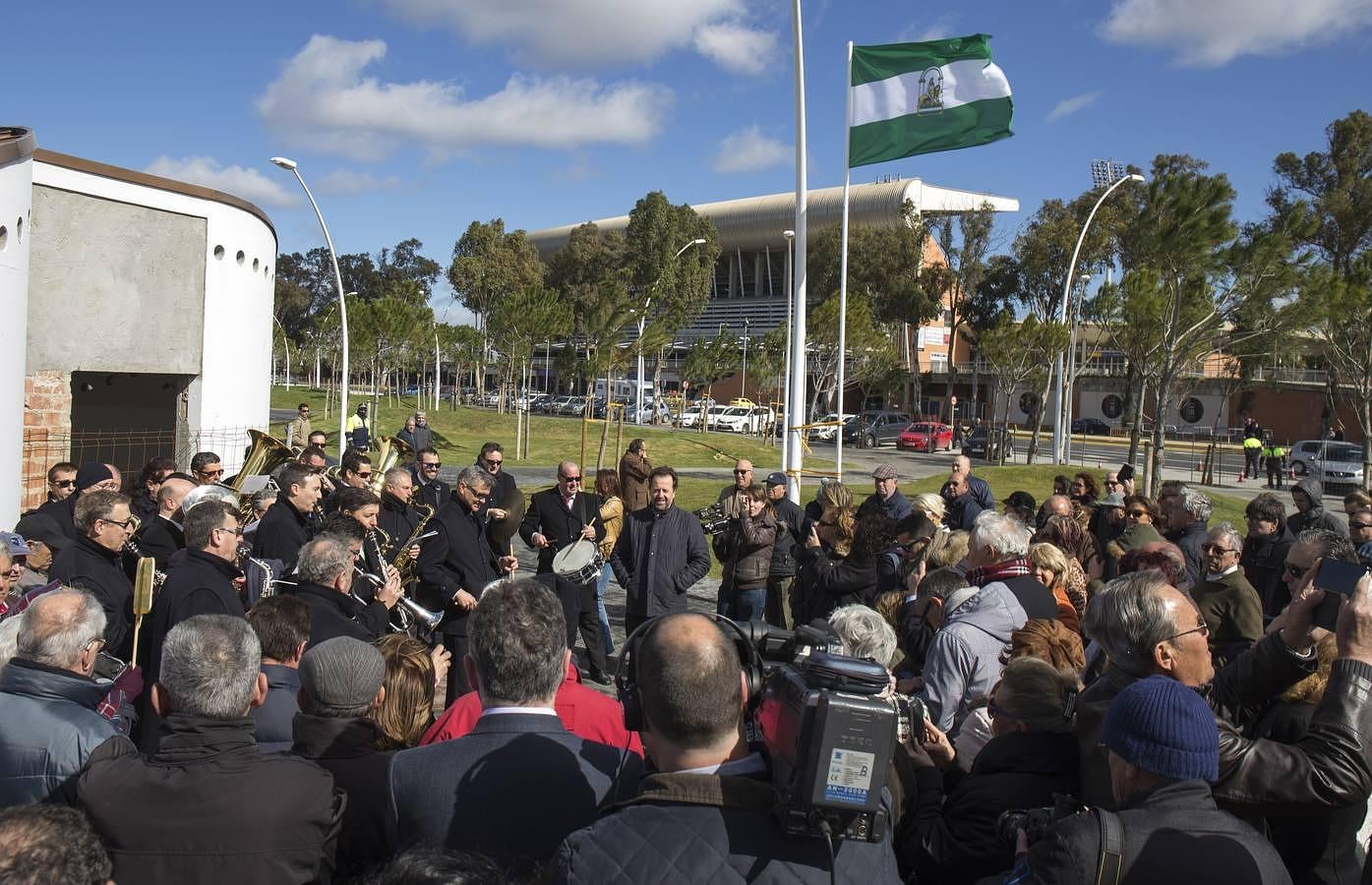 El nuevo Paseo de la Ría de Huelva se inauguró este 27 de febrero, en la jornada previa a la celebración del Día de Andalucía