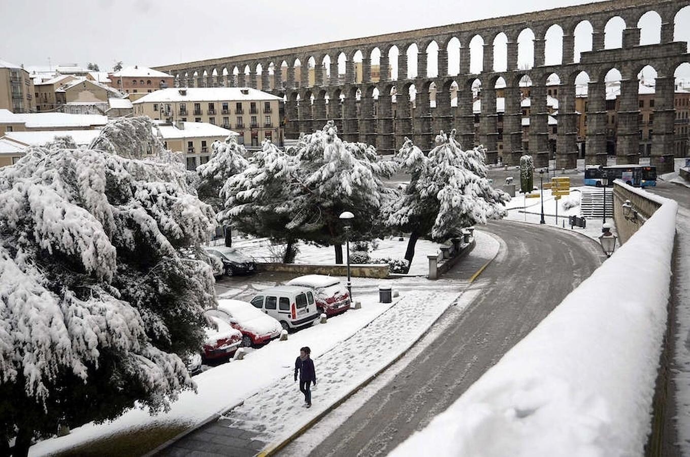 La nieve tiñe España de blanco